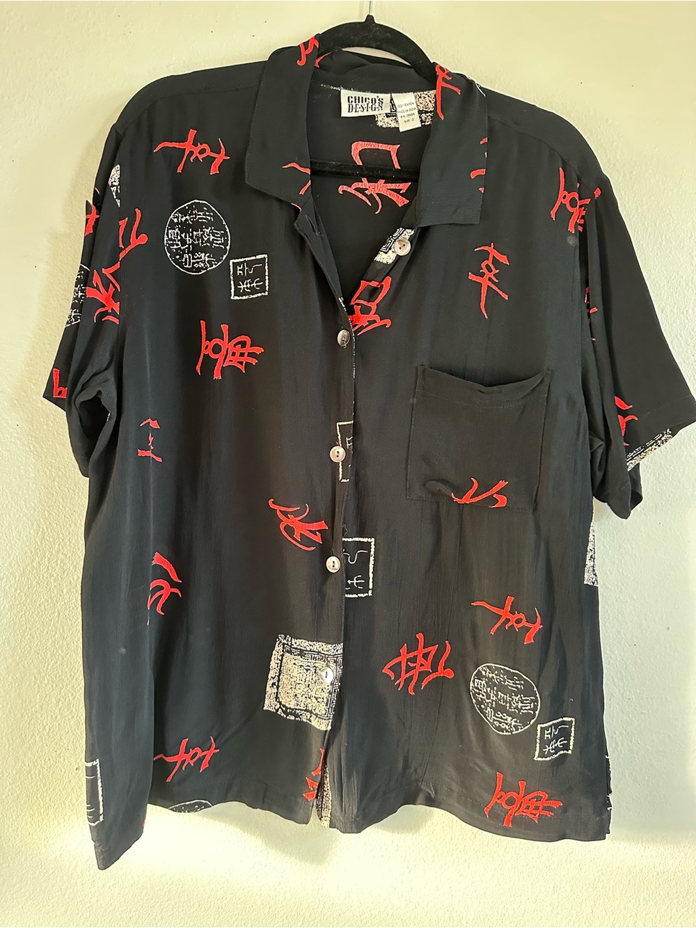 Chico's Black Short-Sleeve Button Shirt with Red & White Graphic Motifs